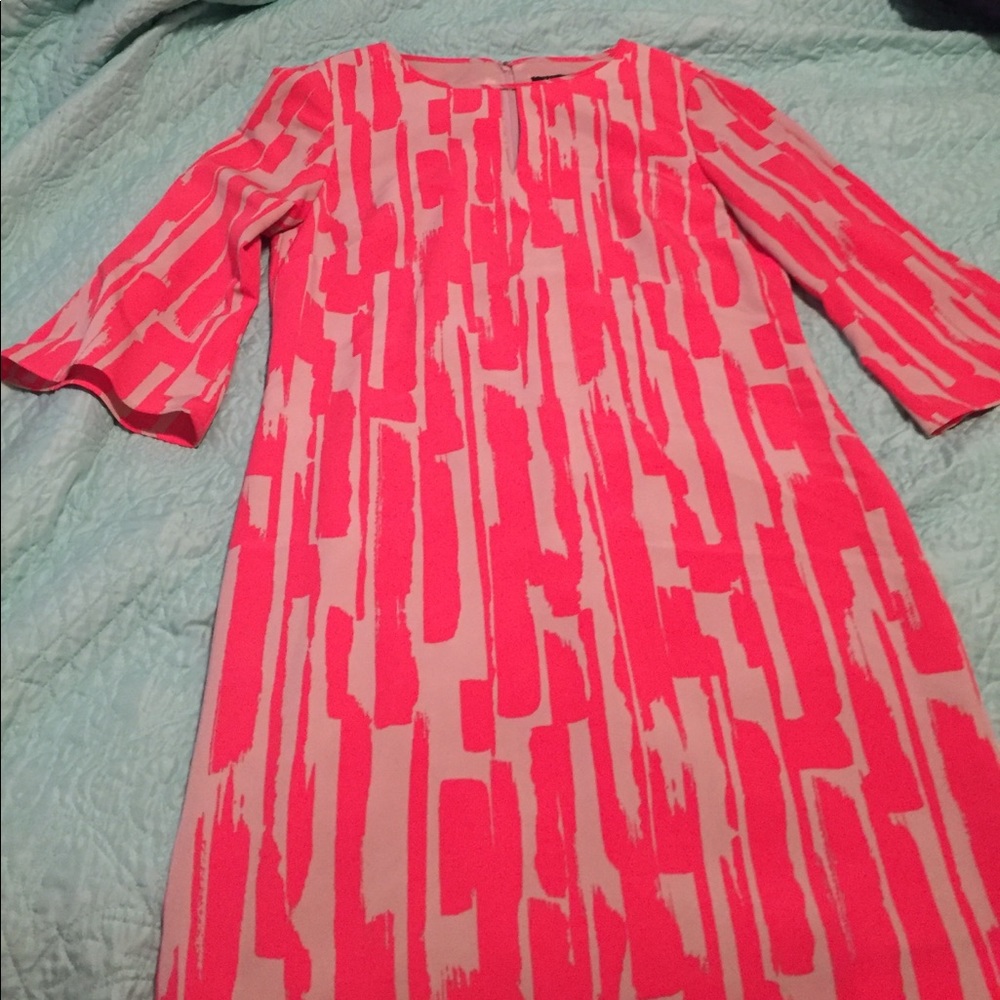 Colorful flare sleeved dress